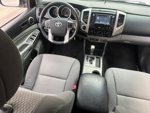 Used 2014 Toyota Tacoma 4x4 Double Cab w/ SR5 Package image 25