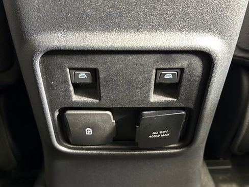 Used 2023 Ford Bronco Badlands w/ Sasquatch Package image 28