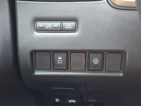 Used 2021 Nissan Murano S image 20