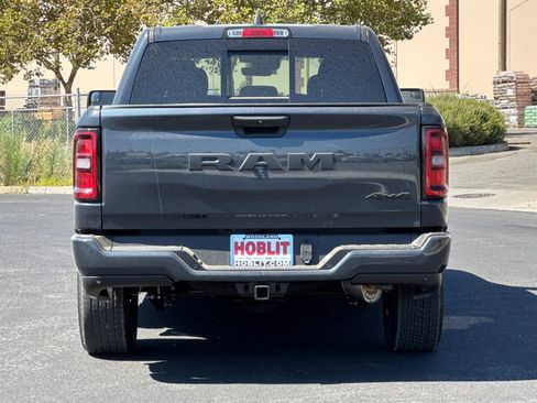 New 2026 RAM 1500 Express AWD/4WD image 4