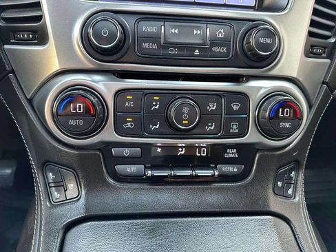Used 2020 Chevrolet Suburban Premier image 54