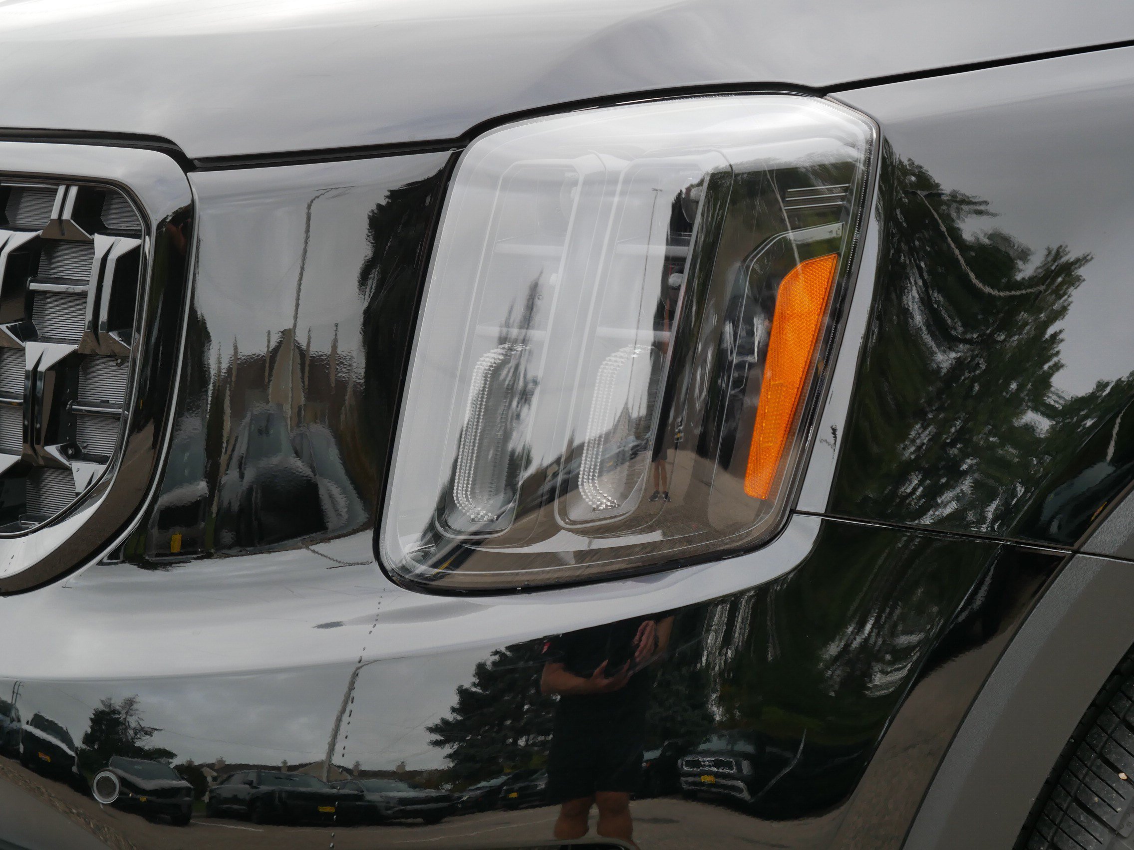 Certified 2025 Kia Telluride SX Prestige X-Line AWD/4WD image 16