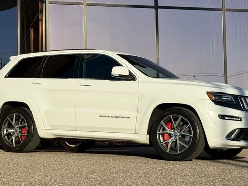 Used 2015 Jeep Grand Cherokee SRT w/ Trailer Tow Group IV image 20