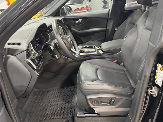 Used 2026 Audi Q8 Premium Plus AWD/4WD image 24
