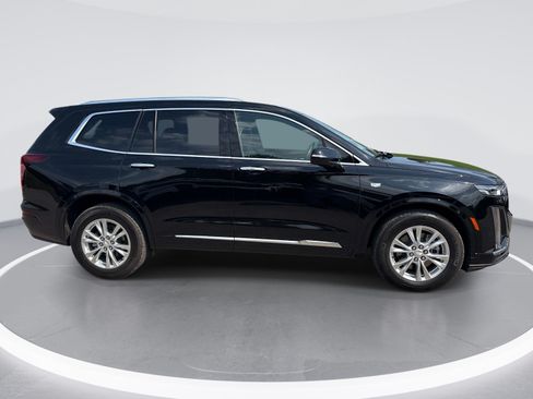 Used 2025 Cadillac XT6 Luxury AWD/4WD image 9