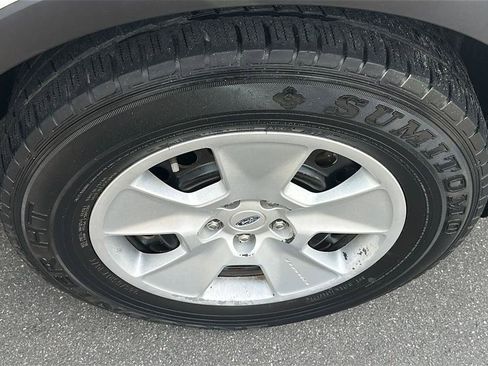 Used 2014 Ford Explorer FWD image 18