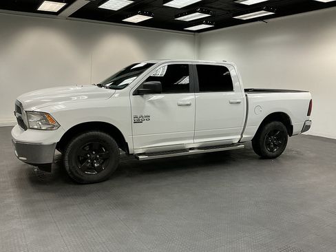 Used 2021 RAM 1500 Classic SLT AWD/4WD image 2