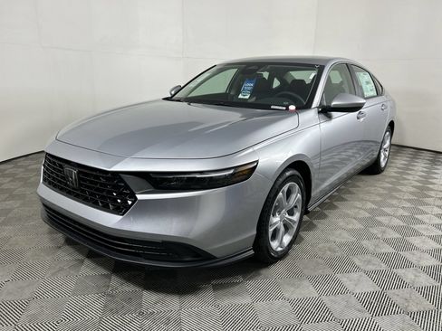 Used 2024 Honda Accord LX image 9