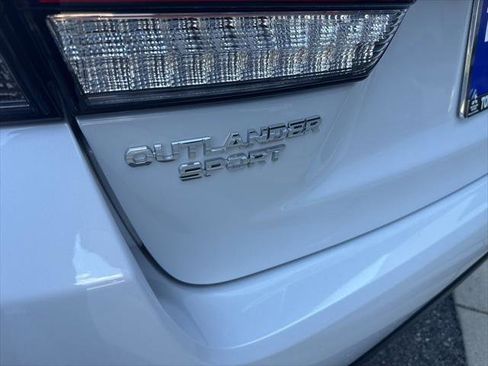 New 2025 Mitsubishi Outlander Sport LE image 5