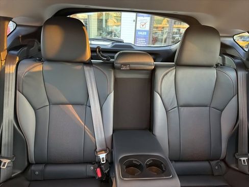 Certified 2025 Subaru Crosstrek 2.5i Limited image 23