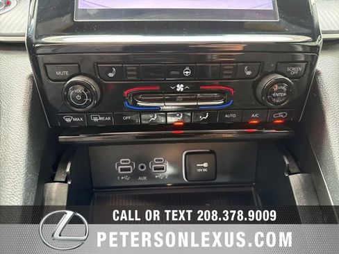 Used 2024 Jeep Grand Cherokee L Laredo AWD/4WD image 14