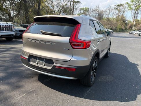 Used 2023 Volvo XC40 B5 Plus w/ Climate Package image 14