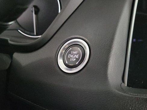 Certified 2023 Cadillac XT4 Premium Luxury FWD image 23