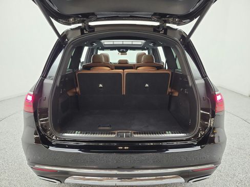 Certified 2026 Mercedes-Benz GLS 450 4MATIC image 18