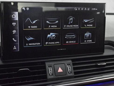 Certified 2025 Audi Q5 e Premium Plus w/ Premium Plus Package image 15