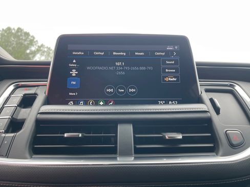 Used 2021 GMC Yukon SLT AWD/4WD image 5