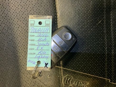 Used 2016 Kia Sorento EX w/ EX Touring Package image 32