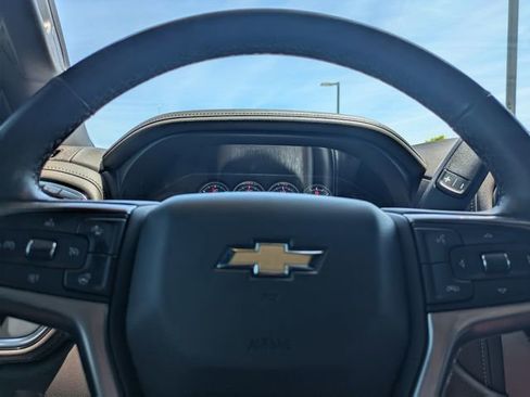 Used 2021 Chevrolet Silverado 1500 LTZ w/ LTZ Premium Package AWD/4WD image 33