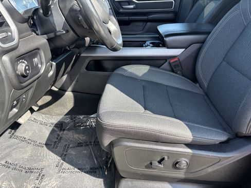 Used 2022 RAM 1500 Laramie image 12