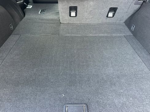 Used 2024 Subaru Outback Premium image 15