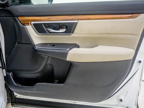 Used 2019 Honda CR-V EX image 32