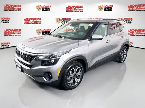 Used 2021 Kia Seltos EX AWD/4WD image 14