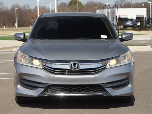 Used 2016 Honda Accord LX image 15