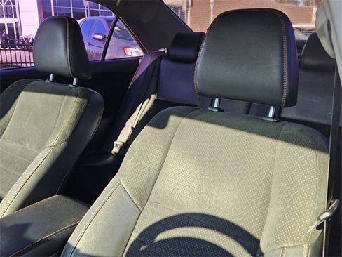 Used 2015 Toyota Camry XSE image 16