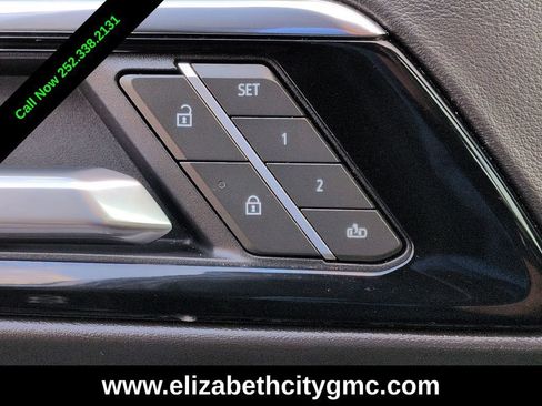 Used 2025 Chevrolet Tahoe Z71 AWD/4WD image 23