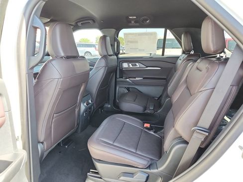 New 2026 Ford Explorer Platinum RWD image 19