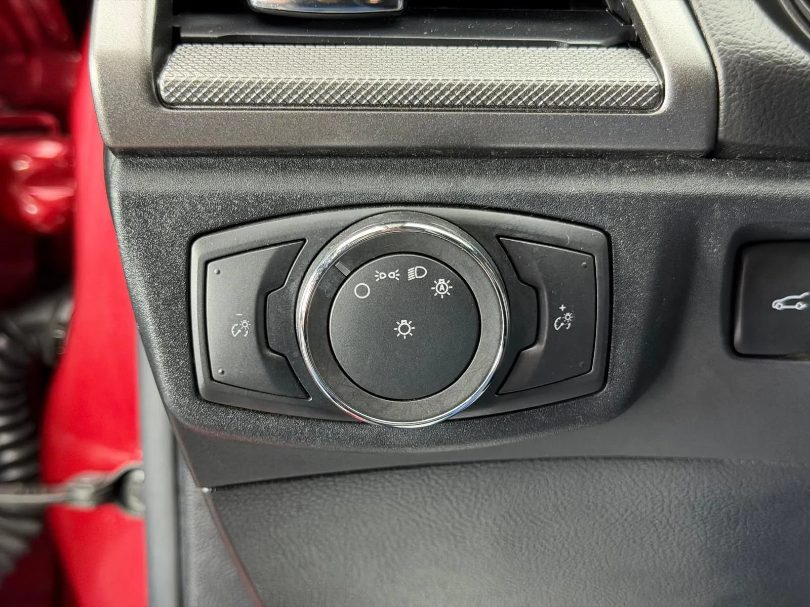 Used 2020 Ford Fusion S FWD image 27