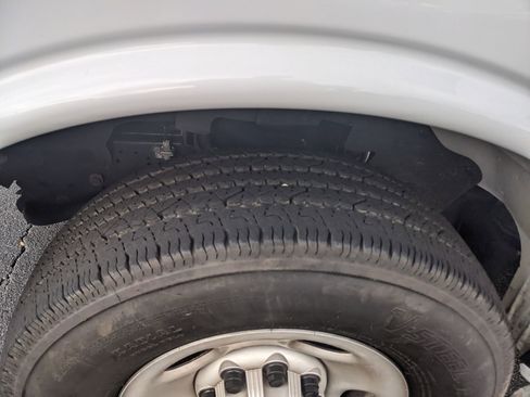 Certified 2024 GMC Savana 2500 w/ Driver Convenience Package image 13