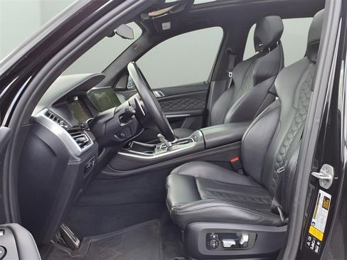 Used 2021 BMW X5 M w/ Executive Package image 25