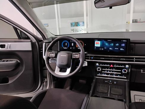 Used 2024 Hyundai Santa Fe SE image 53