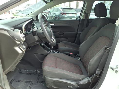 Used 2018 Chevrolet Sonic LT w/ Convenience Package image 19