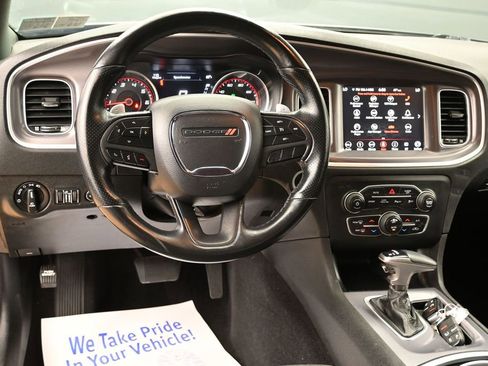 Used 2019 Dodge Charger SXT AWD/4WD image 31