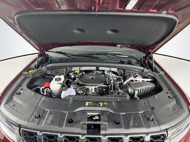 New 2026 Jeep Grand Cherokee Altitude AWD/4WD image 32