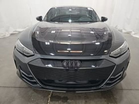 Used 2023 Audi e-tron GT Premium Plus AWD/4WD image 10