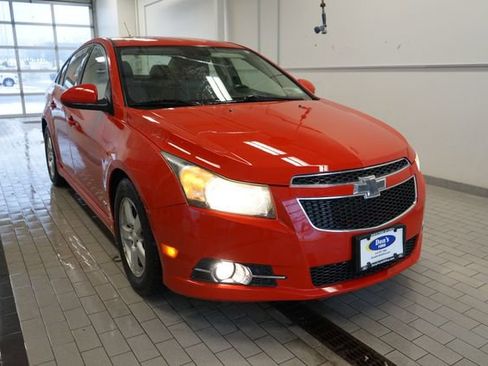 Used 2014 Chevrolet Cruze LT w/ RS Package image 16