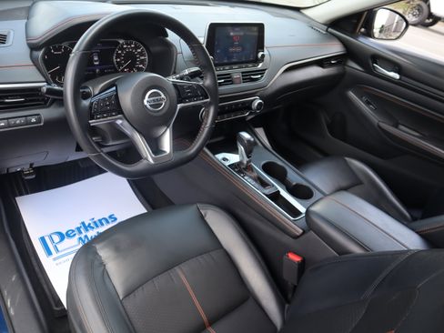 Used 2020 Nissan Altima 2.5 SR w/ Premium Package image 25