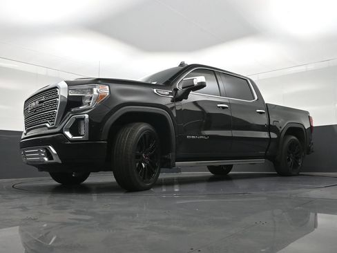 Used 2021 GMC Sierra 1500 Denali w/ Denali Ultimate Package AWD/4WD image 23