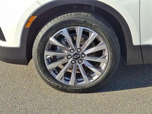 Used 2022 Chevrolet Blazer Premier image 30