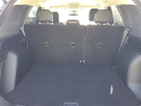 Used 2021 Ford Escape SEL image 9