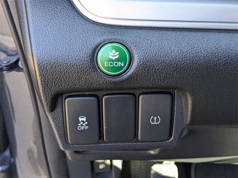 Used 2015 Honda CR-V LX image 18