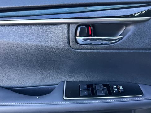 Used 2018 Lexus ES 350 image 12