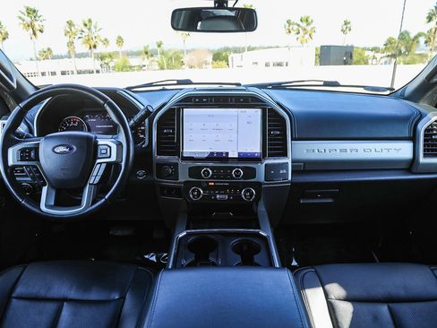 Used 2022 Ford F250 Lariat w/ Lariat Ultimate Package image 12