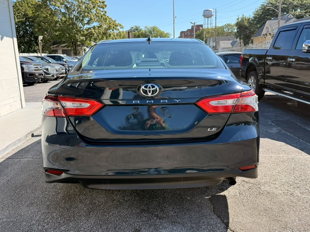 Used 2021 Toyota Camry LE AWD/4WD image 20
