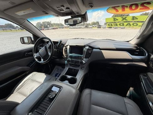 Used 2017 Chevrolet Suburban LT AWD/4WD image 7