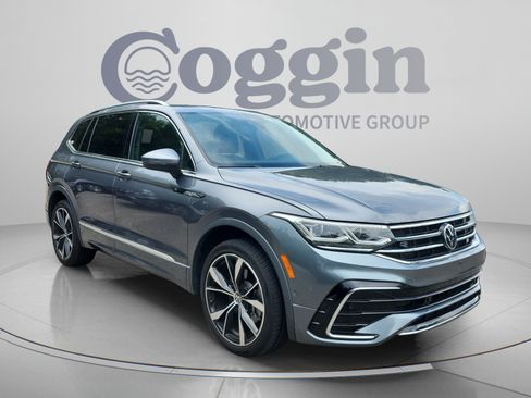 Used 2022 Volkswagen Tiguan SEL R-Line AWD/4WD image 7
