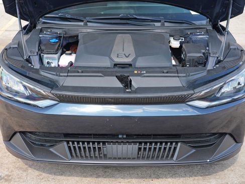 Used 2022 Kia EV6 Light RWD image 7